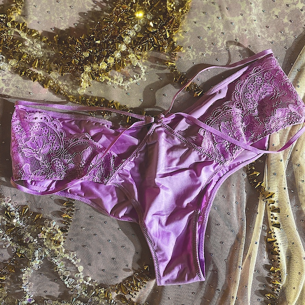 ❤️‍🔥 (2 for $8, 3 for $11, 4 for $14)! NWT V.S. Purple Silk Panties